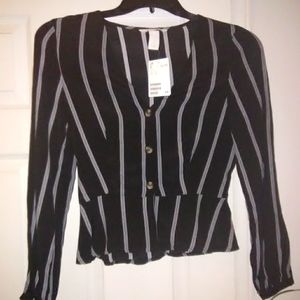 NWT H&M brand striped cropped button up blouse